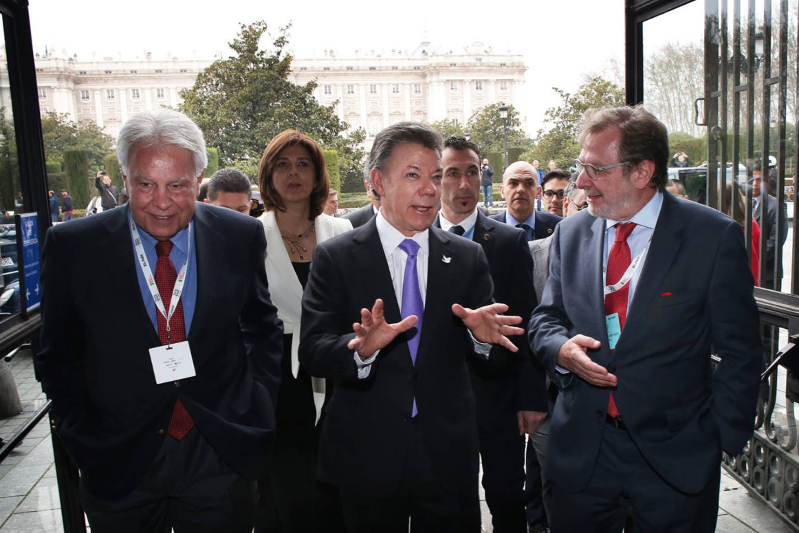 La conexión española con el Nobel de Santos