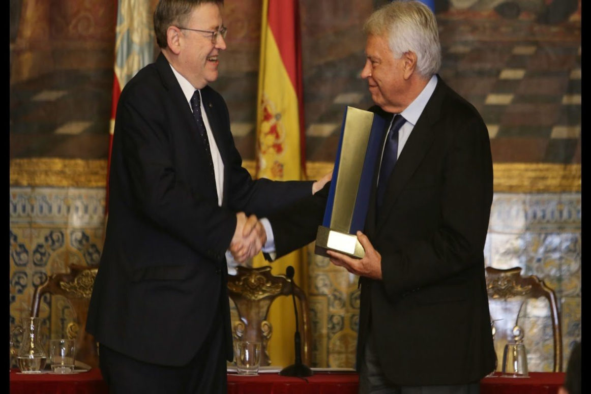 Felipe González y Jacques Delors se llevan el Premio Convivencia de la Fundación Broseta