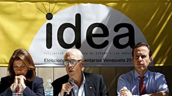 Expresidentes condenan la «farsa electoral» en Venezuela