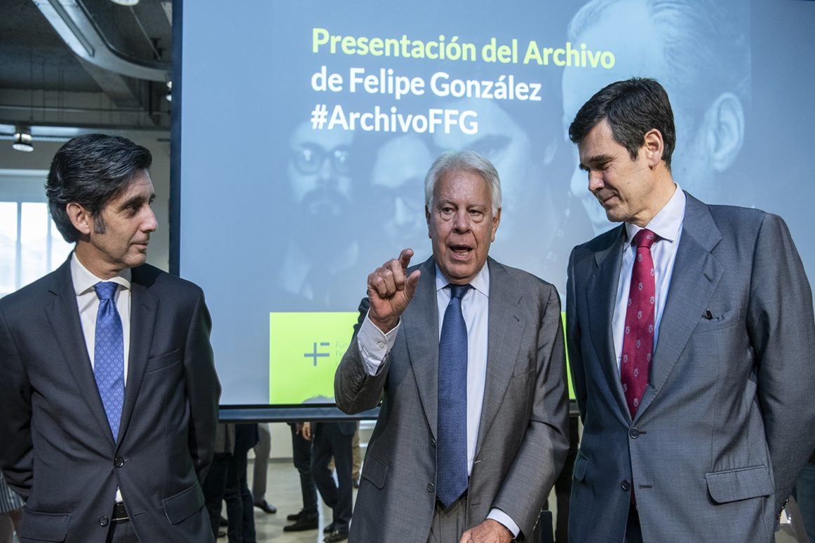 El Archivo de Felipe González se abre al público